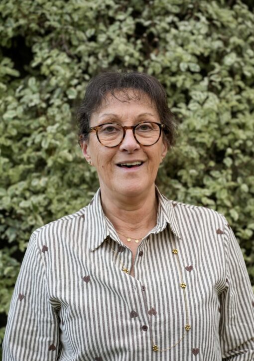 Photo de Anne Rogue, candidate de la liste Les Monts Citoyens aux élections municipales 2026 aux Monts d'Aunay (Aunay-sur-Odon, Bauquay, Campandré-Valcongrain, Danvou-la-Ferrière, Ondefontaine, Le Plessis-Grimoult et Roucamps)