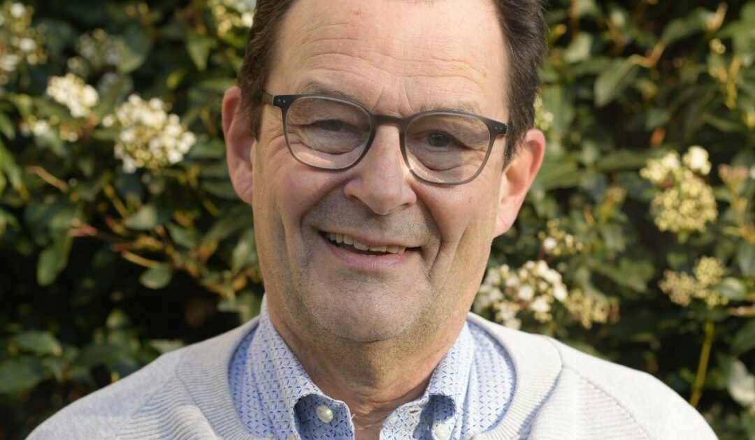 Photo de Laurent Surteauville, candidat de la liste Les Monts Citoyens aux élections municipales 2026 aux Monts d'Aunay (Aunay-sur-Odon, Bauquay, Campandré-Valcongrain, Danvou-la-Ferrière, Ondefontaine, Le Plessis-Grimoult et Roucamps)