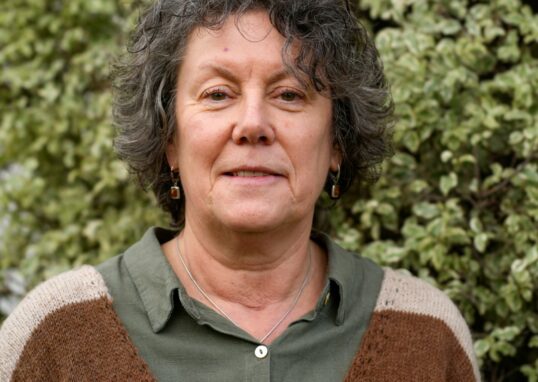 Photo de Martine Jouin, candidate de la liste Les Monts Citoyens aux élections municipales 2026 aux Monts d'Aunay (Aunay-sur-Odon, Bauquay, Campandré-Valcongrain, Danvou-la-Ferrière, Ondefontaine, Le Plessis-Grimoult et Roucamps)